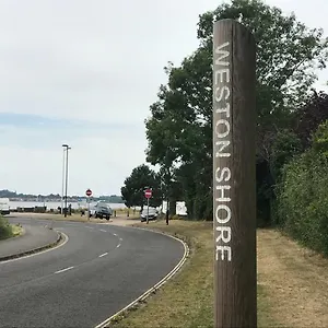 Weston Shore Apartment