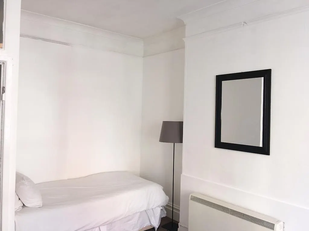 Polygon Villas Southampton Bed & Breakfast